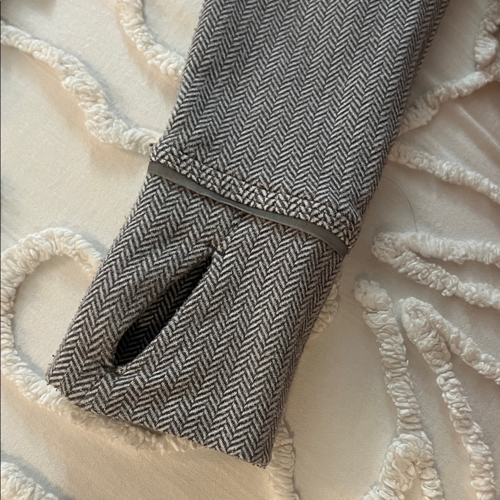 Lululemon Gray Quarter-Zip Pullover Sweater/Jacket - Picture 5 of 5